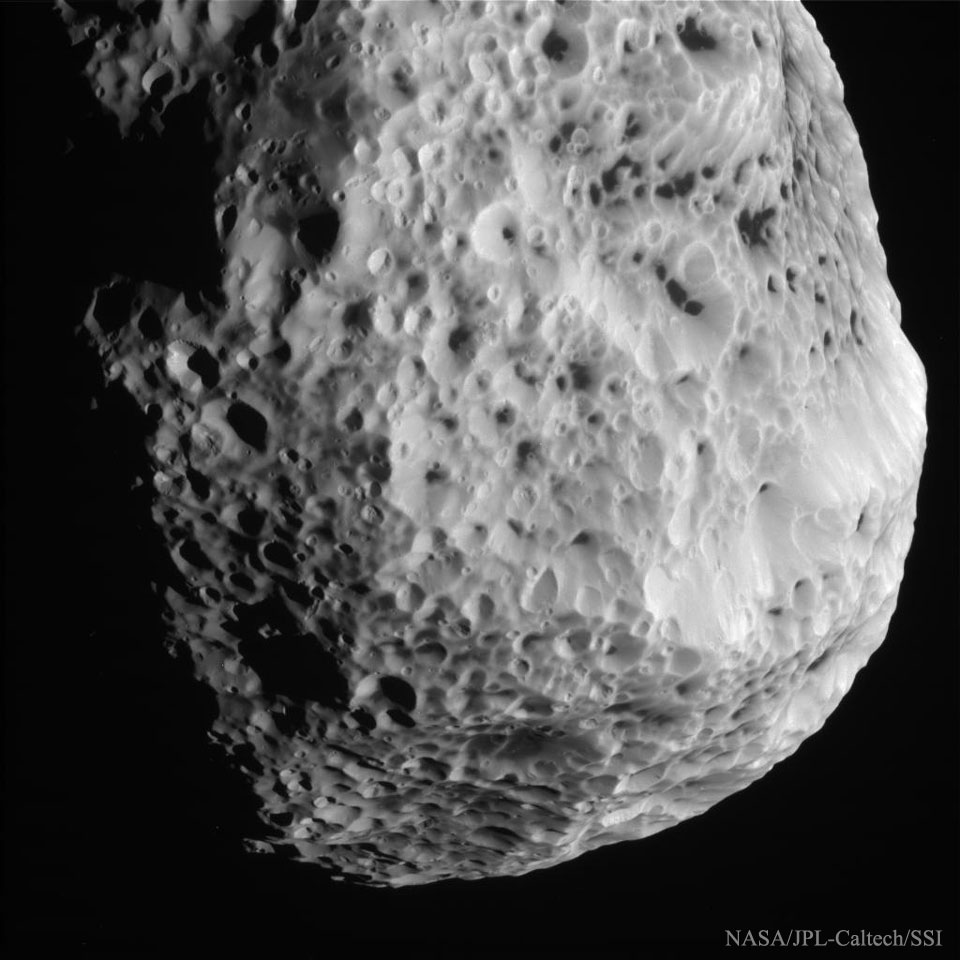 Flyby Image of Saturn’s Sponge Moon Hyperion post thumbnail